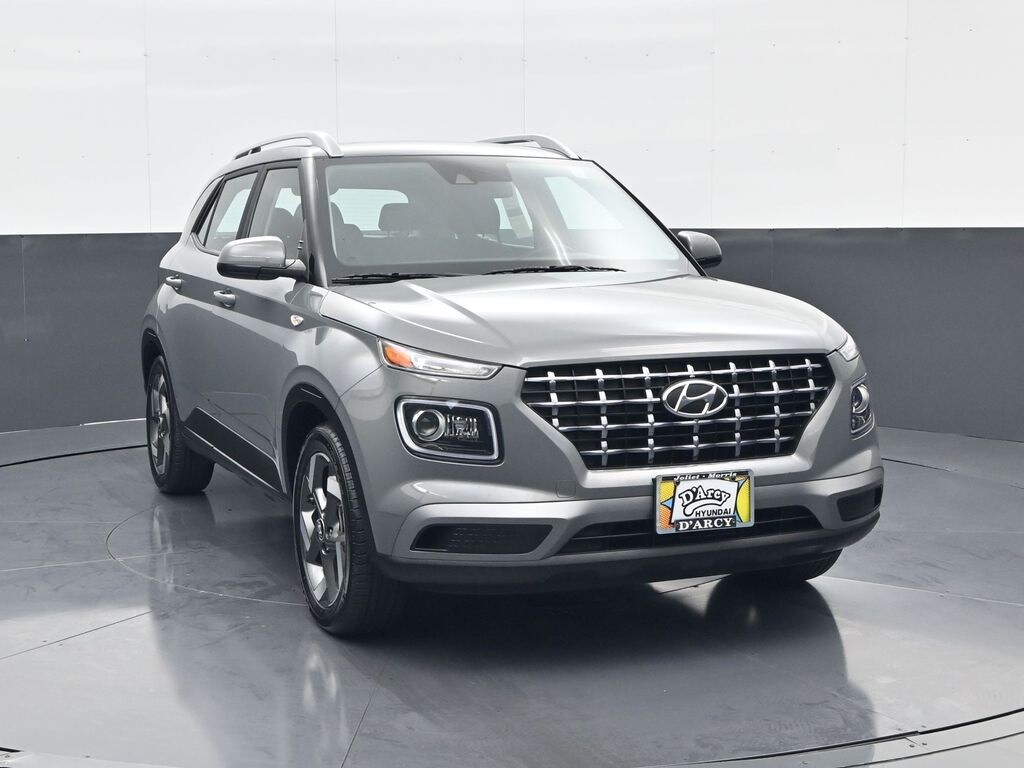 2021 Hyundai Venue SEL Denim photo 3