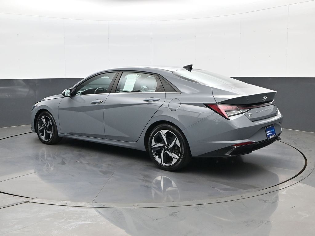 2021 Hyundai Elantra Limited - Photo 8