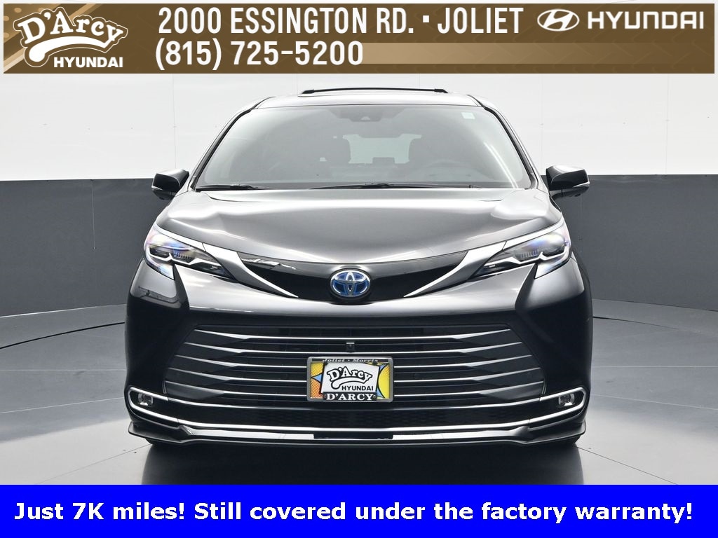 Used 2025 Toyota Sienna Platinum 7 Passenger Van Passenger Van