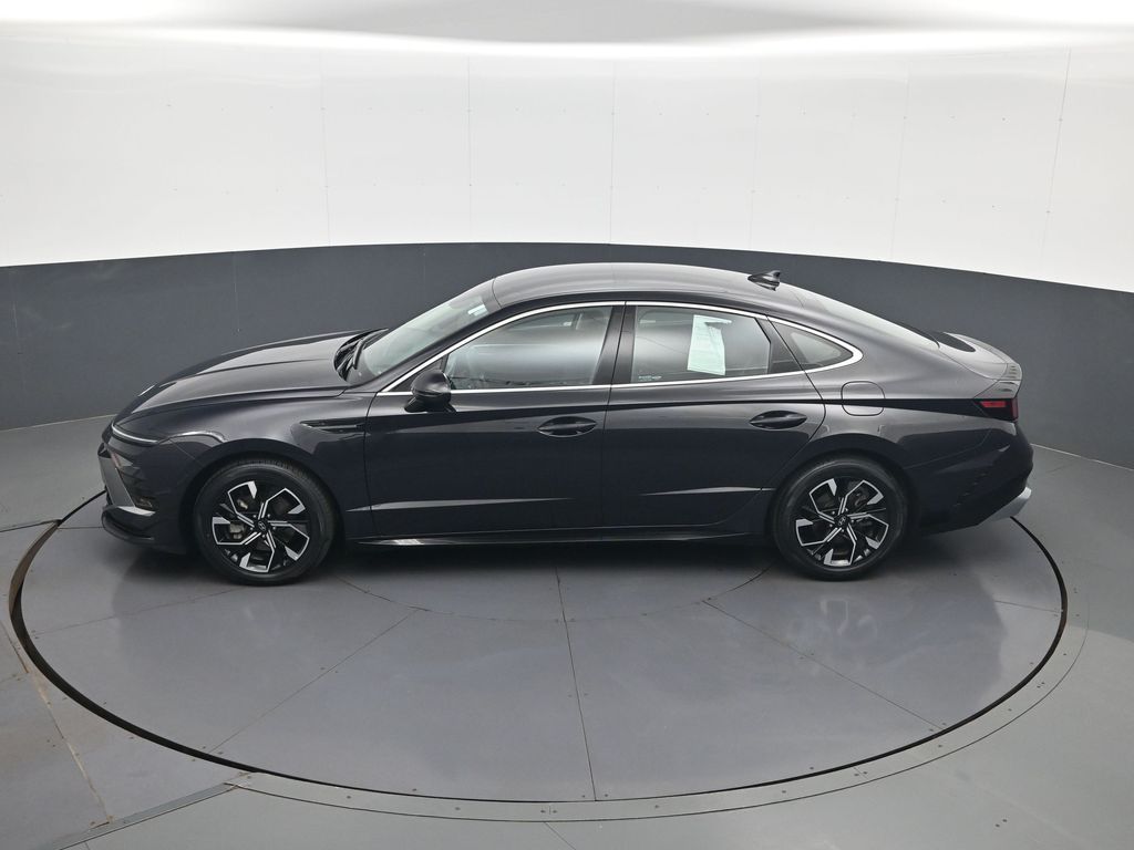 2025 Hyundai Sonata SEL - Photo 21