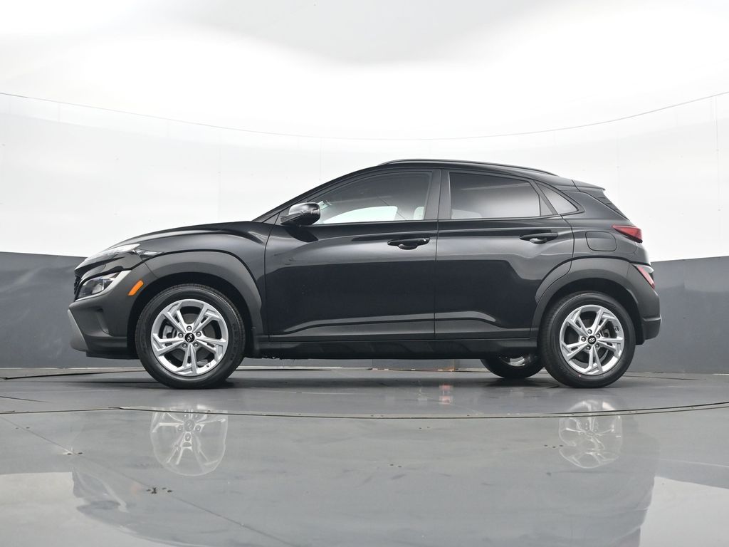 2023 Hyundai Kona SEL - Photo 28