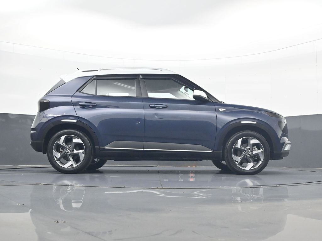 2024 Hyundai Venue Limited - Photo 25