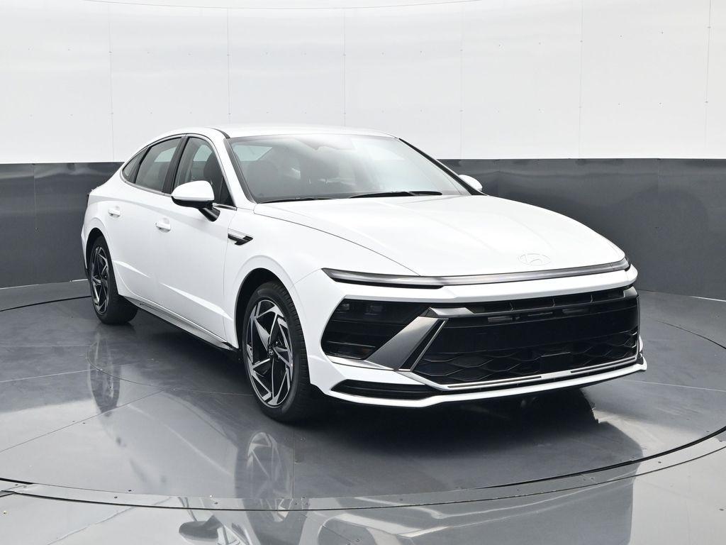 New 2026 Hyundai Sonata SEL Sport Sedan