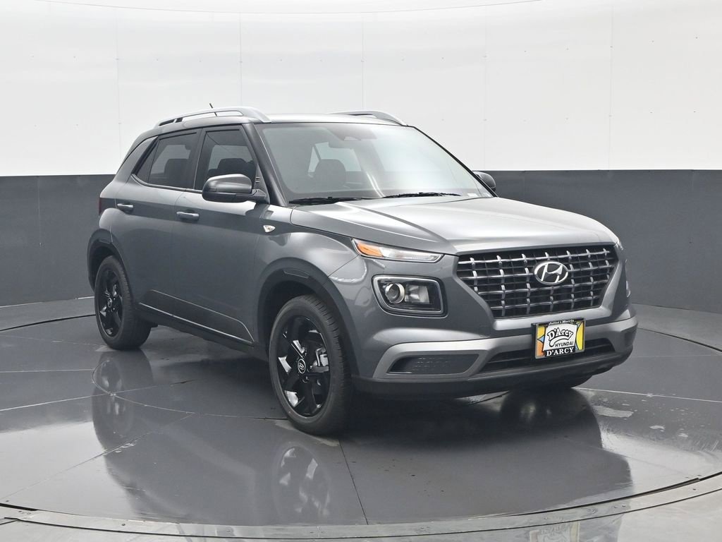 New 2026 Hyundai Venue SEL w/Two-Tone Roof SUV