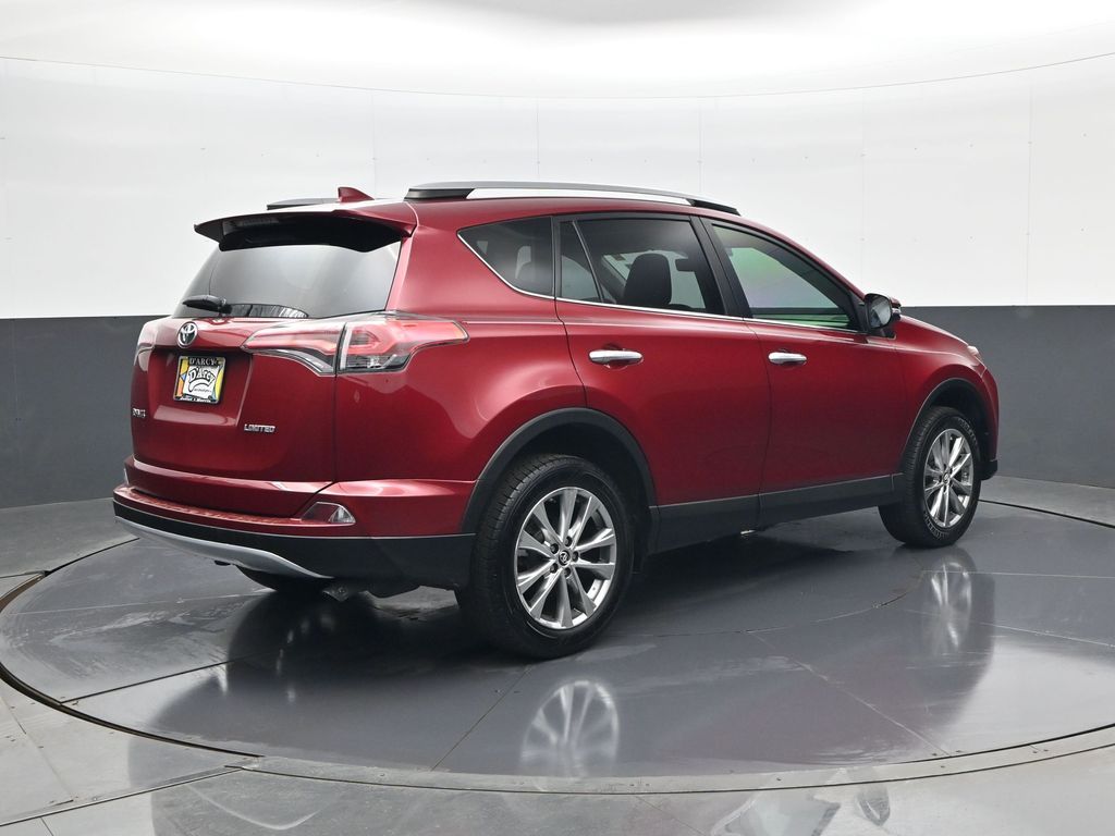 2018 Toyota RAV4 Limited - Photo 6