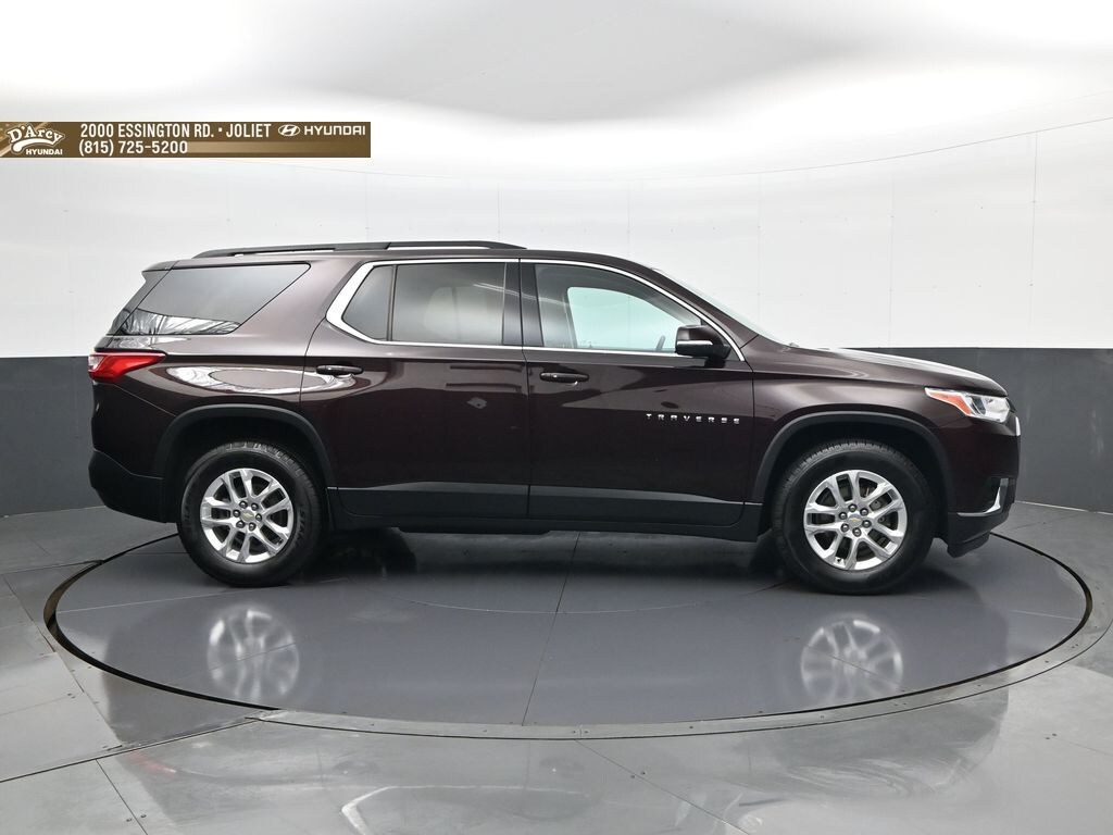 Used 2021 Chevrolet Traverse LT Cloth w/1LT SUV