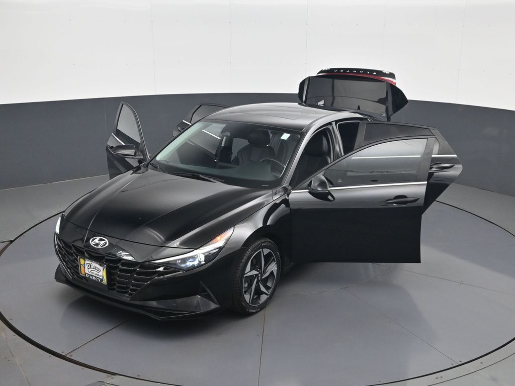 2023 Hyundai Elantra Limited - Photo 32
