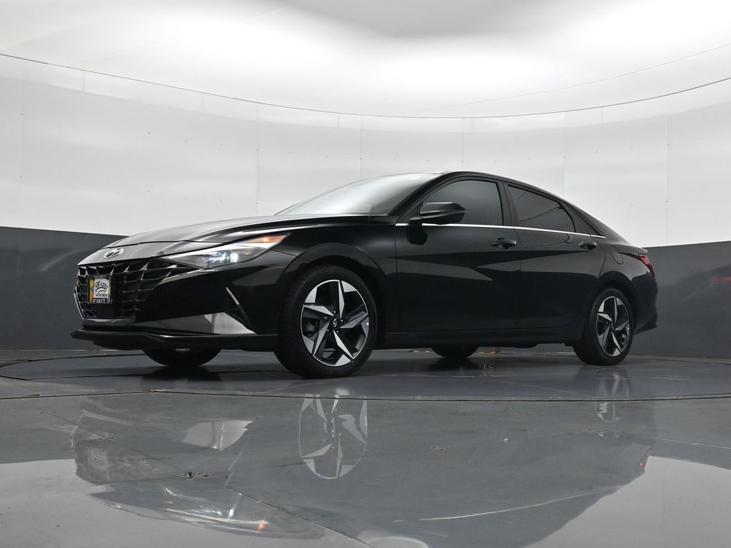 2023 Hyundai Elantra Limited - Photo 23