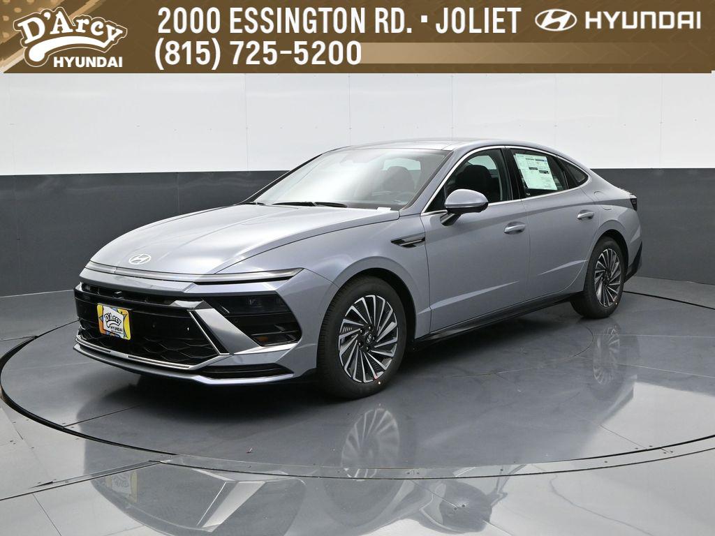 2026 Hyundai Sonata Hybrid Limited's photo