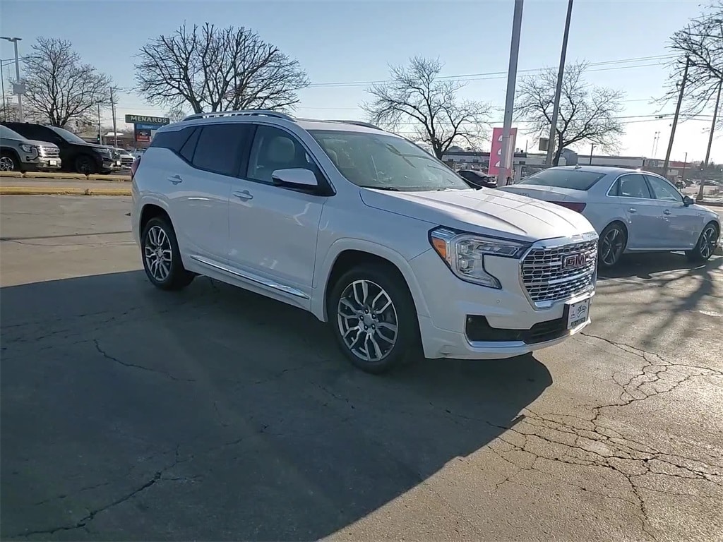 Used 2023 GMC Terrain Denali SUV