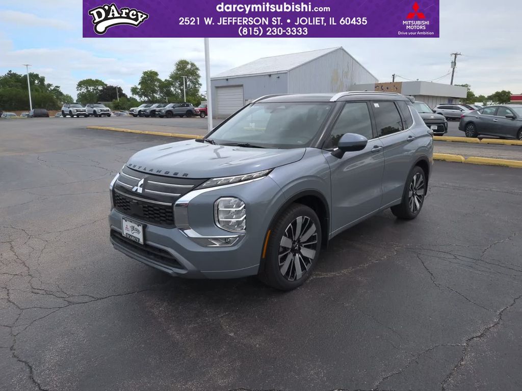 2026 Mitsubishi Outlander SEL FWD's photo