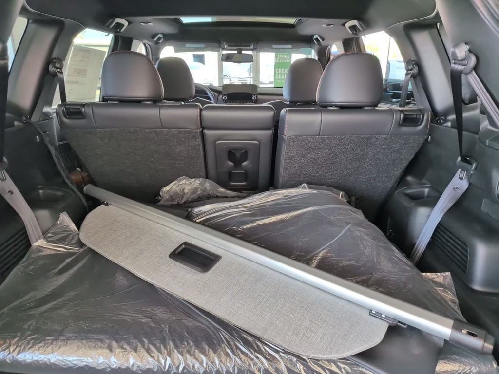 2025 Mitsubishi Outlander Plug-in Hybrid SEL - Photo 12
