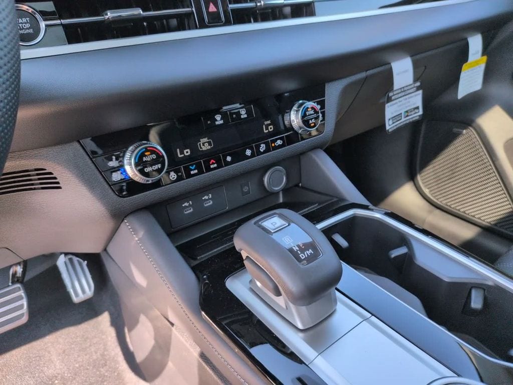2026 Mitsubishi Outlander SEL - Photo 27