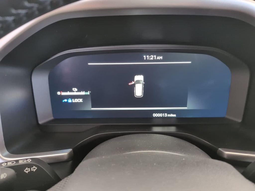 2025 Mitsubishi Outlander Plug-in Hybrid SE - Photo 21