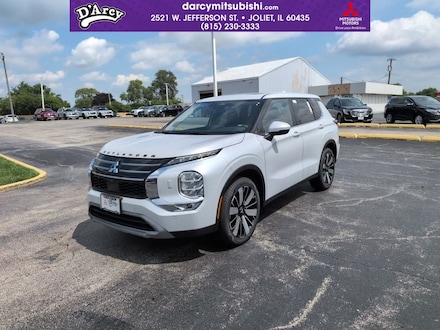 2026 Mitsubishi Outlander SE SUV