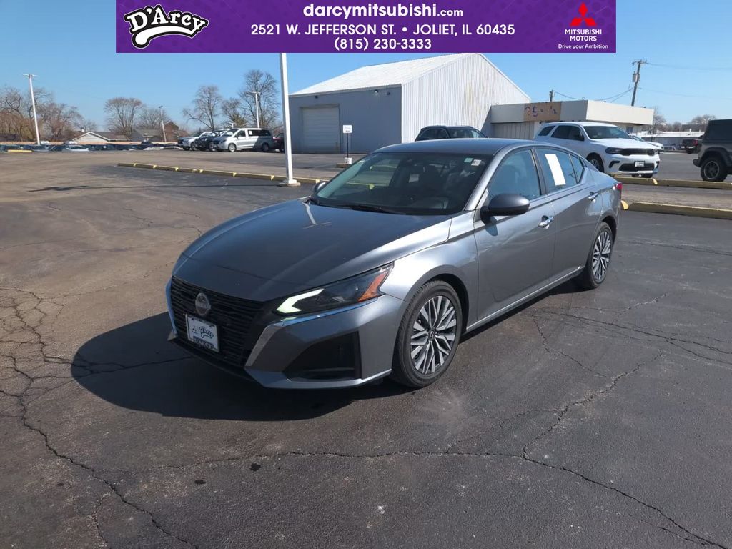 2023 Nissan Altima SV