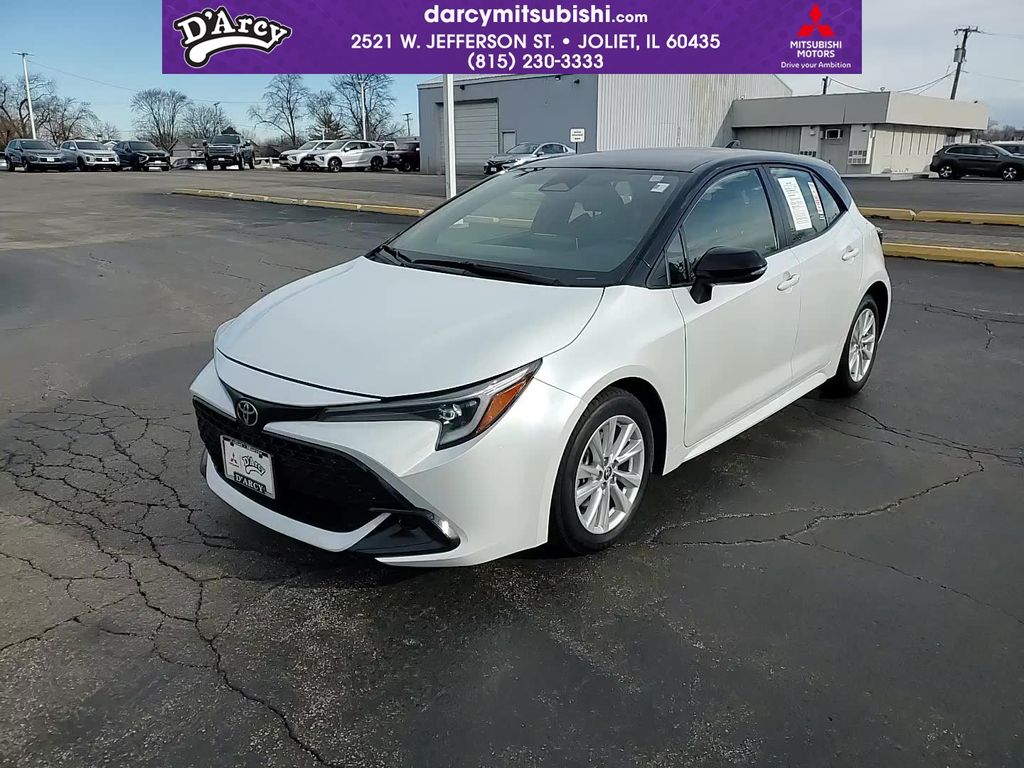 2023 Toyota Corolla Hatchback SE