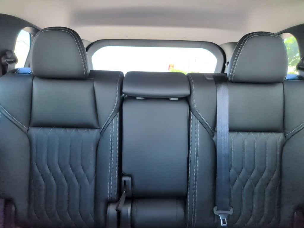 2026 Mitsubishi Outlander SEL - Photo 28