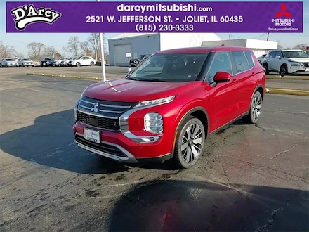 2025 Mitsubishi Outlander SE SUV