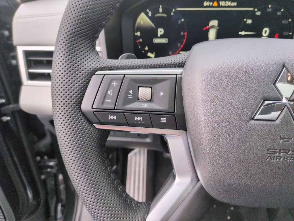 2026 Mitsubishi Outlander SEL - Photo 21