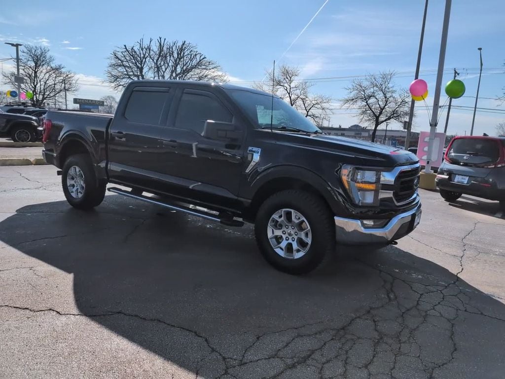 2023 Ford F-150 XLT - Photo 3