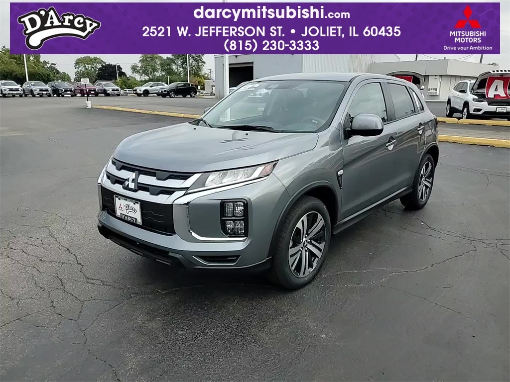 2025 Mitsubishi Outlander Sport ES's photo