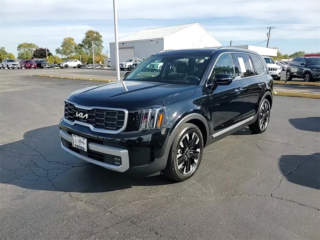 Used 2025 Kia Telluride SX SUV