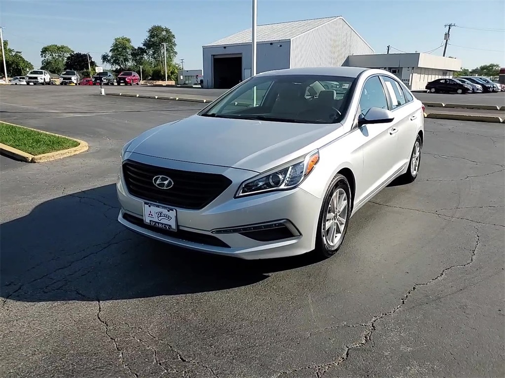 Used 2015 Hyundai Sonata SE Sedan