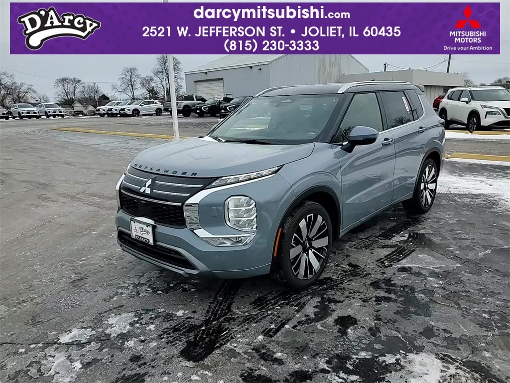 2026 Mitsubishi Outlander SEL's photo