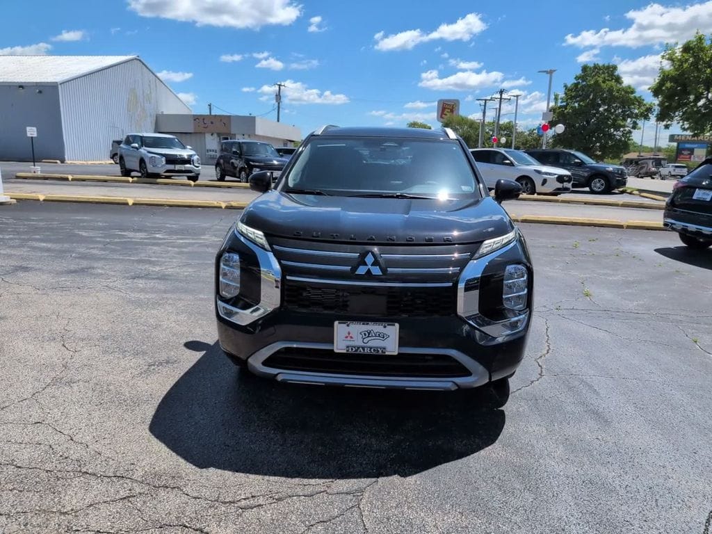 2026 Mitsubishi Outlander SEL - Photo 16