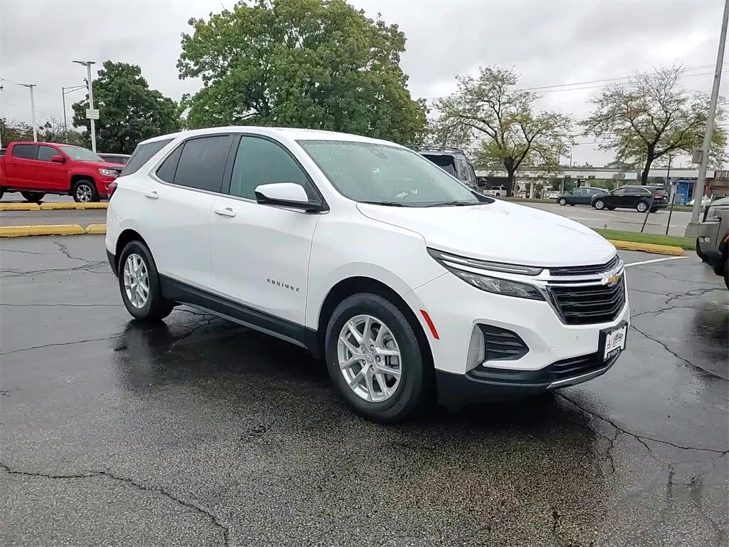 2022 Chevrolet Equinox LT photo 4