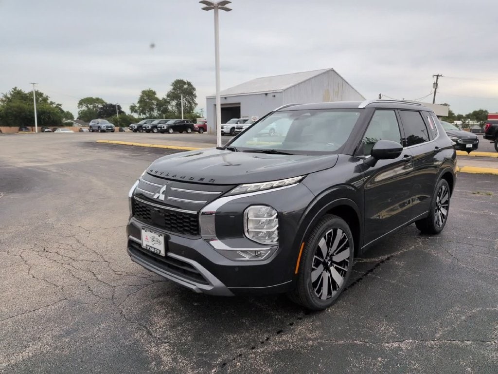 2026 Mitsubishi Outlander SEL - Photo 14