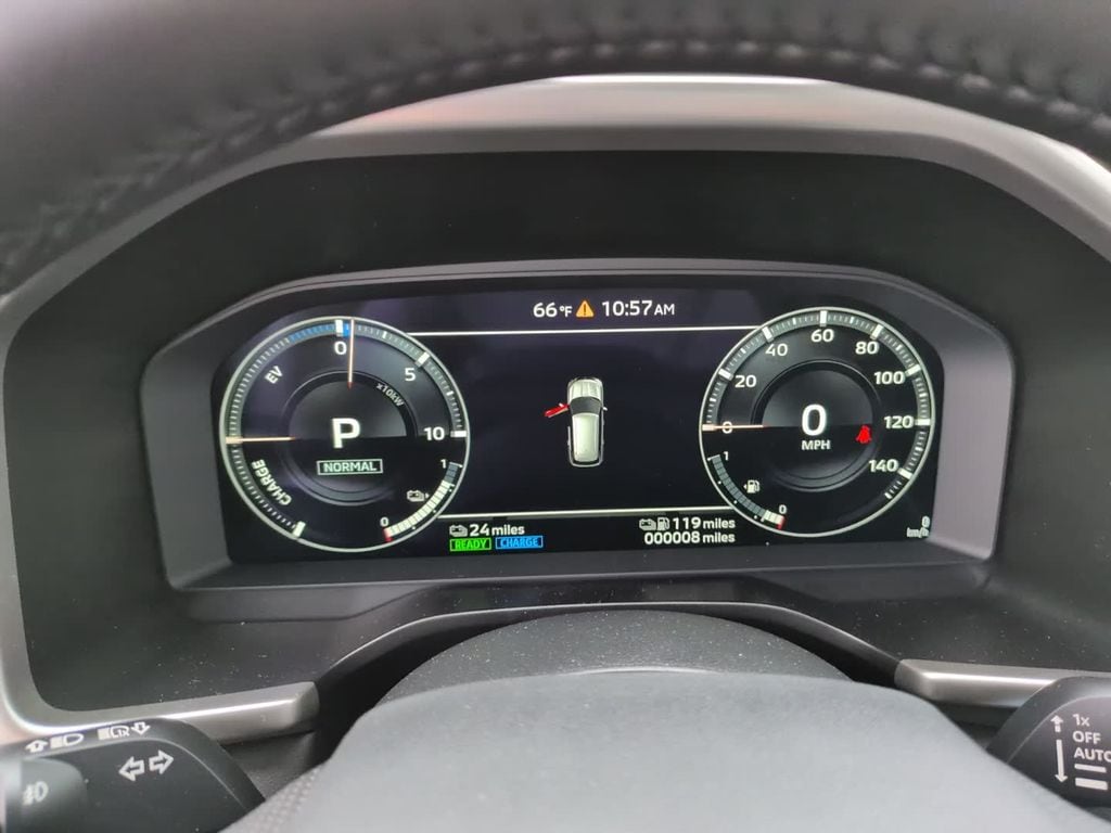 2025 Mitsubishi Outlander Plug-in Hybrid SE - Photo 24