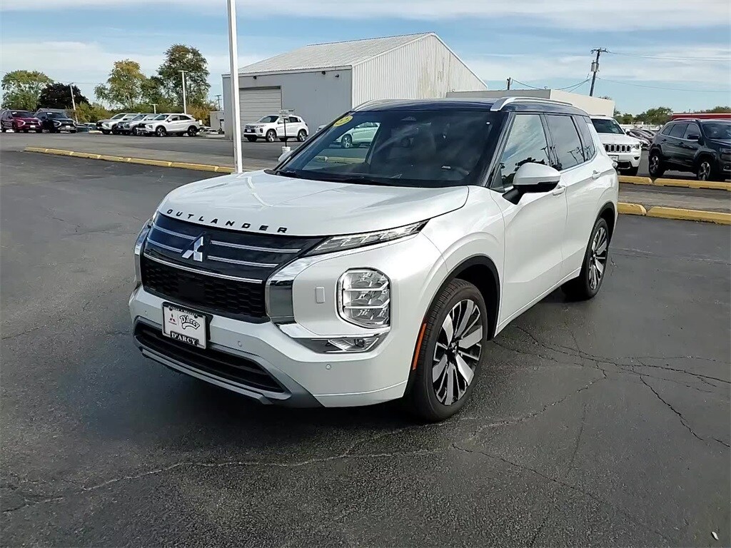 New 2025 Mitsubishi Outlander SEL SUV