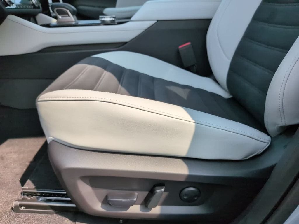 2026 Mitsubishi Outlander SE - Photo 17