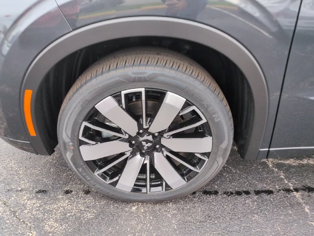 2026 Mitsubishi Outlander SEL - Photo 13