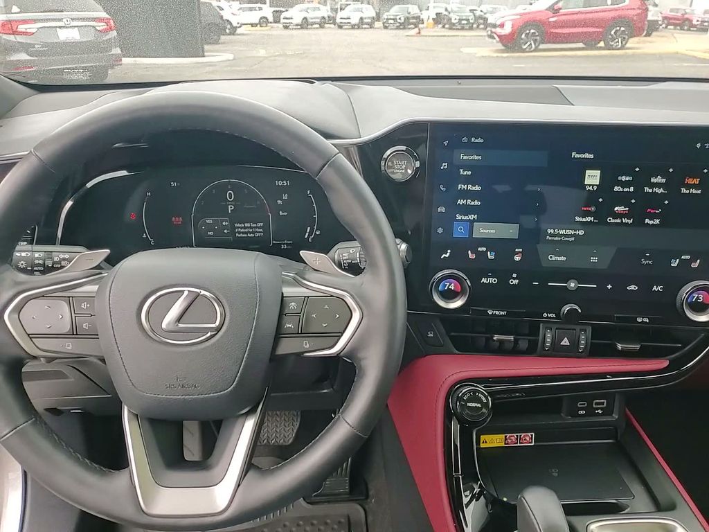 2024 Lexus NX 350 - Photo 24