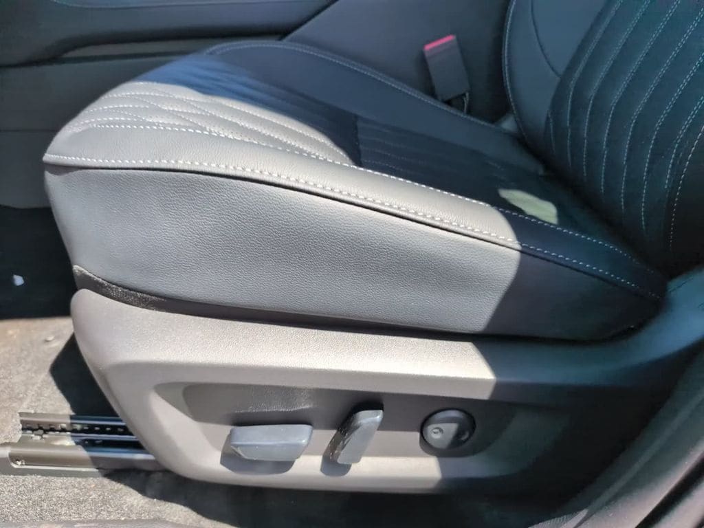 2026 Mitsubishi Outlander SEL - Photo 18