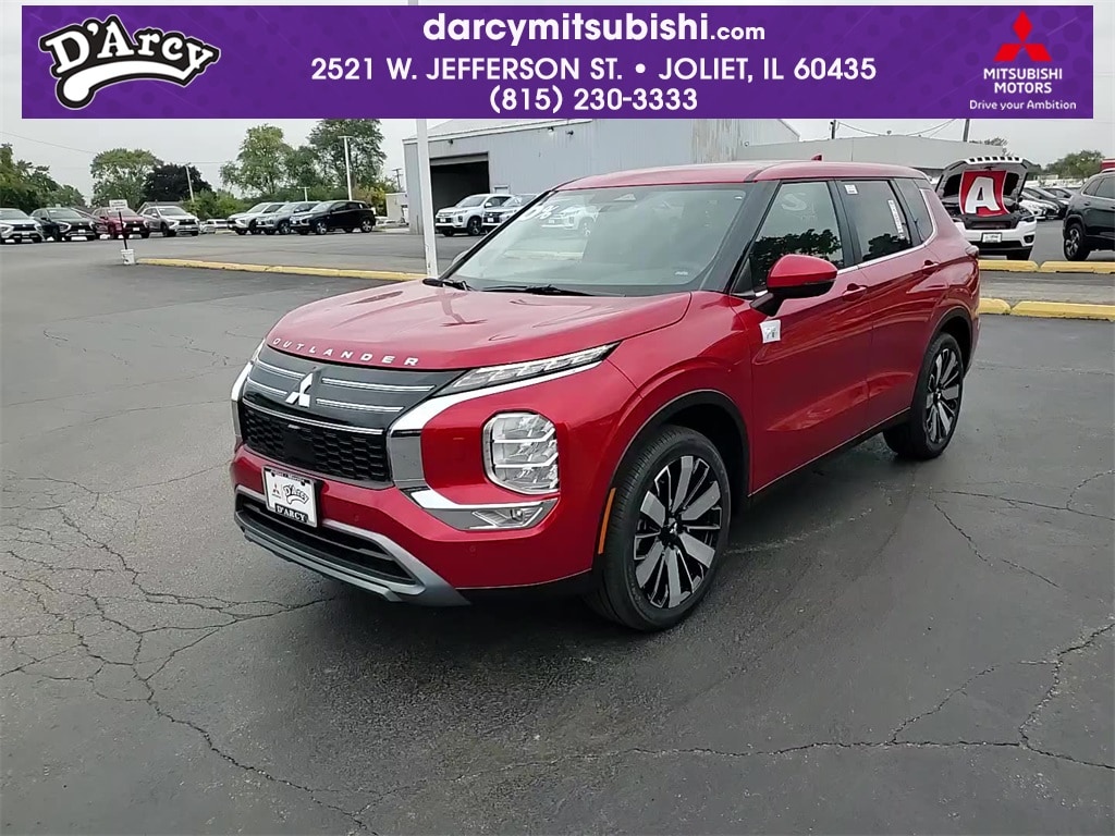 2025 Mitsubishi Outlander SE's photo