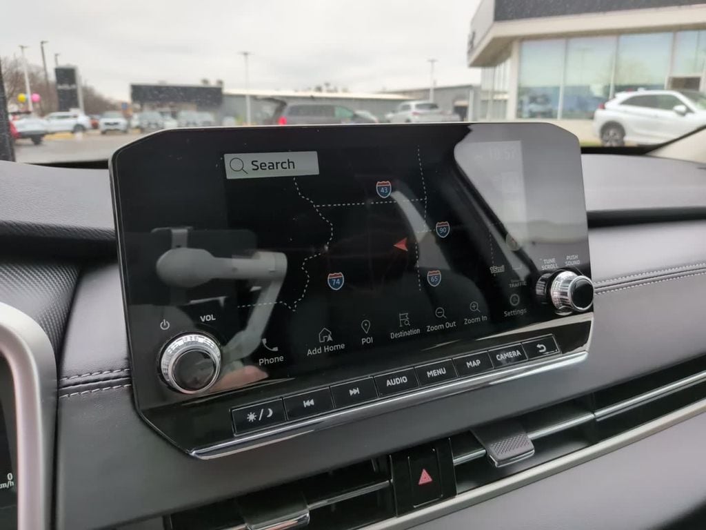 2025 Mitsubishi Outlander Plug-in Hybrid SE - Photo 25