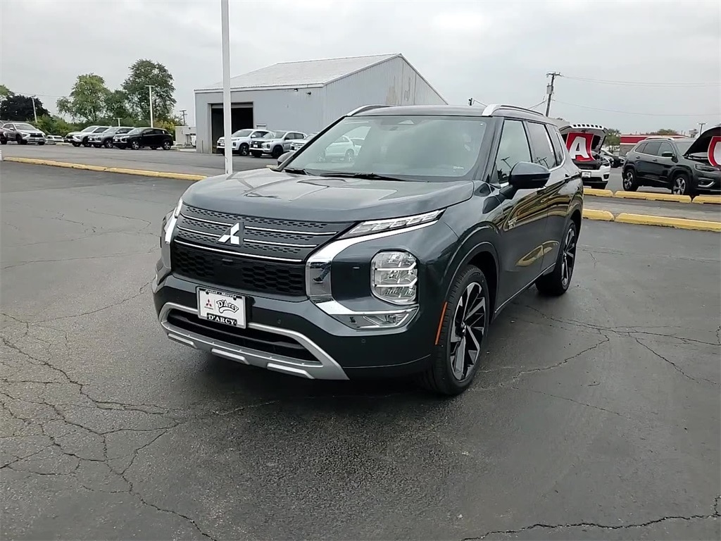 New 2025 Mitsubishi Outlander PHEV SEL SUV