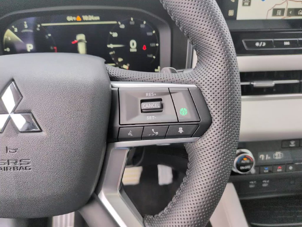 2026 Mitsubishi Outlander SEL - Photo 22
