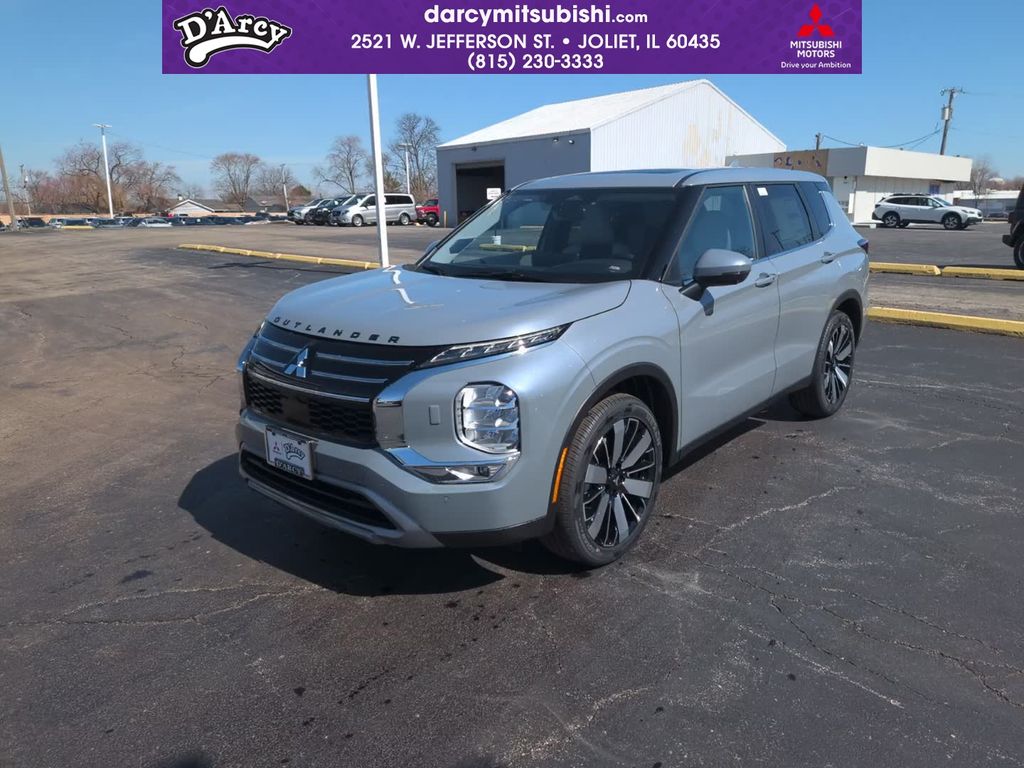 2026 Mitsubishi Outlander SE S-AWC's photo