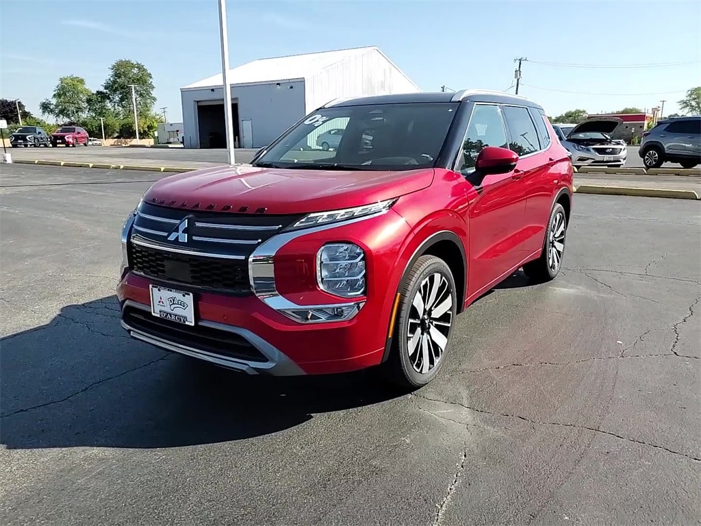 New 2025 Mitsubishi Outlander SEL SUV