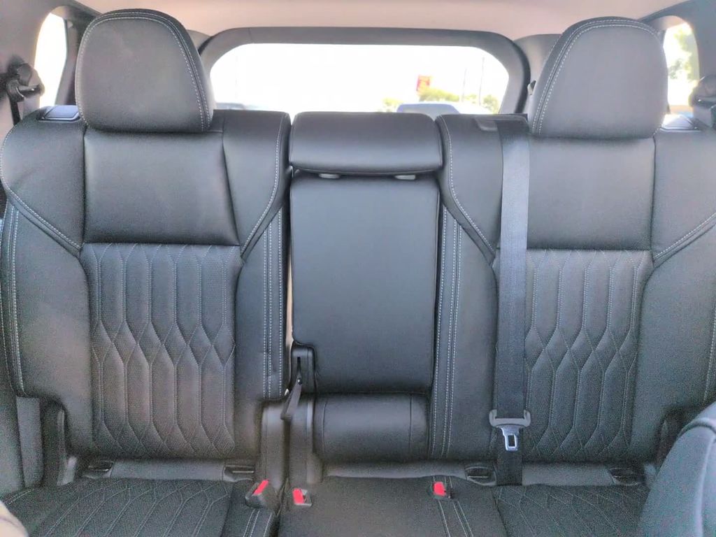 2026 Mitsubishi Outlander SEL - Photo 30