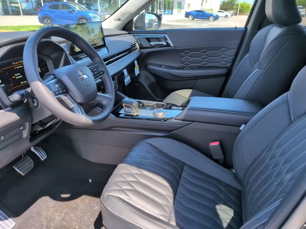 2026 Mitsubishi Outlander SEL - Photo 20