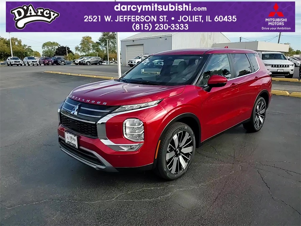 2025 Mitsubishi Outlander SE's photo
