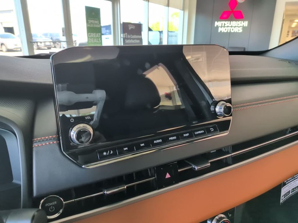 2025 Mitsubishi Outlander Plug-in Hybrid SEL - Photo 26