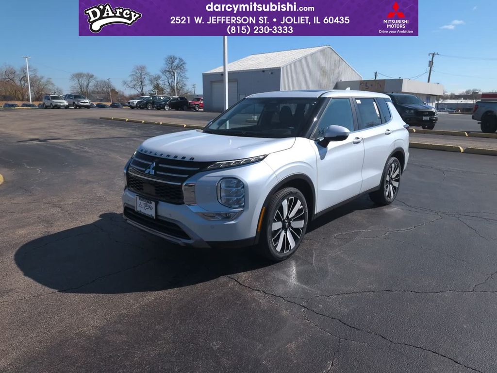 2026 Mitsubishi Outlander SE S-AWC's photo