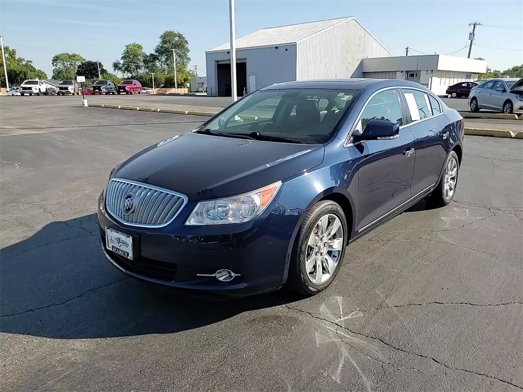 2010 Buick LaCrosse CXL photo 2